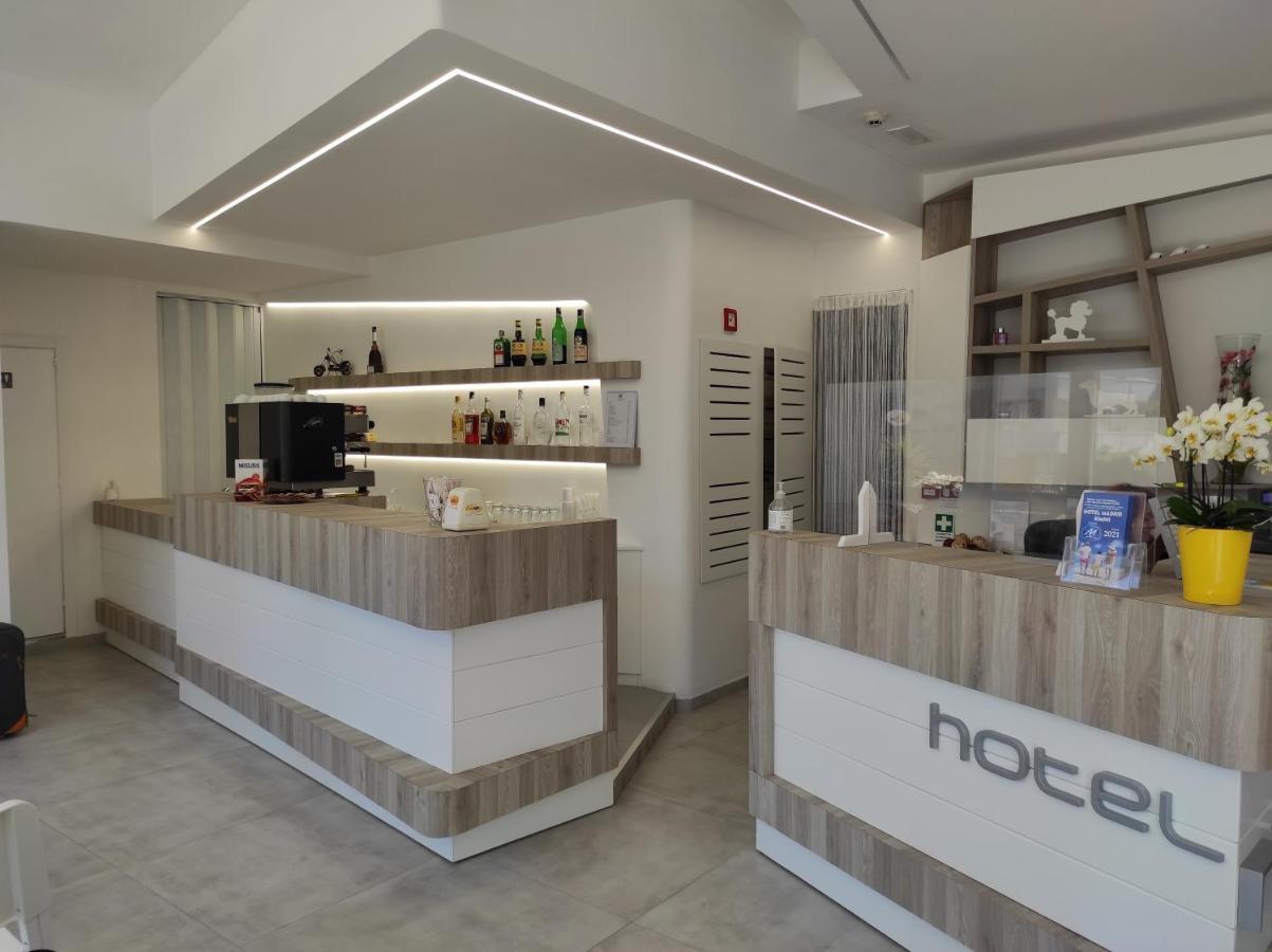 Hotel Madrid Rimini Exteriér fotografie