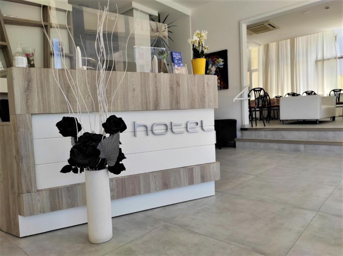 Hotel Madrid Rimini Exteriér fotografie